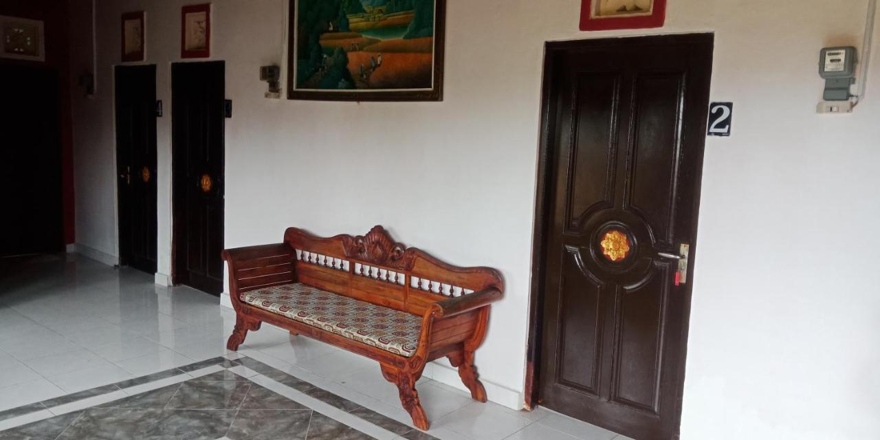 Ibu Ana Homestay Tabanan  Bagian luar foto