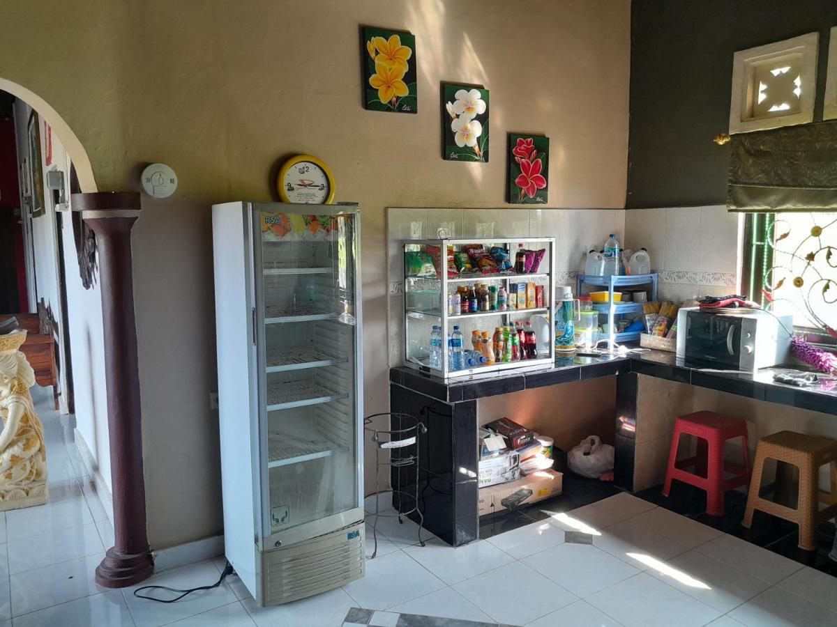 Ibu Ana Homestay Tabanan  Bagian luar foto